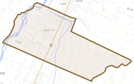北兵村一区とその周辺の地図。町の範囲を重ねている