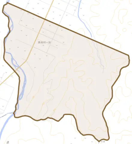 南兵村一区とその周辺の地図。町の範囲を重ねている