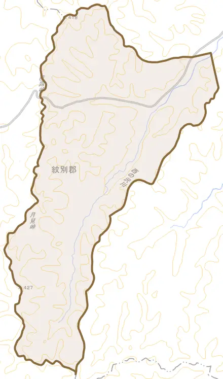 西芭露とその周辺の地図。町の範囲を重ねている