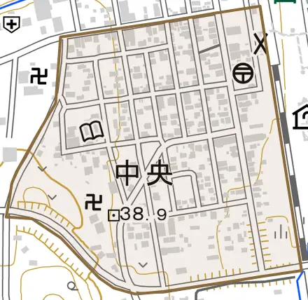 中央とその周辺の地図。町の範囲を重ねている