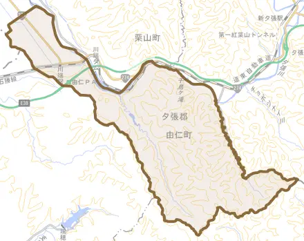 川端とその周辺の地図。町の範囲を重ねている