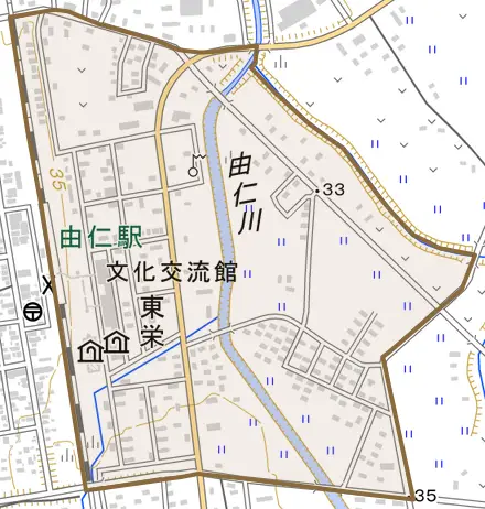 東栄とその周辺の地図。町の範囲を重ねている