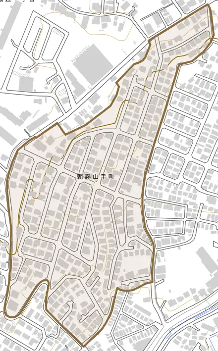 朝霧山手町とその周辺の地図。町の範囲を重ねている