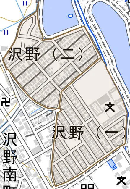 沢野とその周辺の地図。町の範囲を重ねている