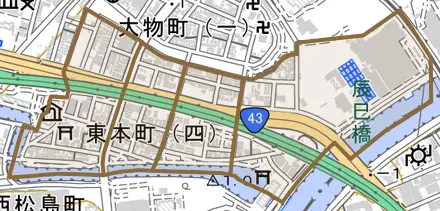 東本町とその周辺の地図。町の範囲を重ねている