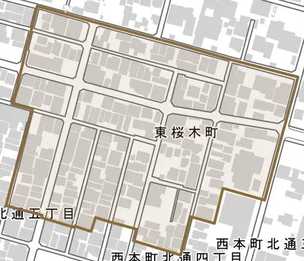 東桜木町とその周辺の地図。町の範囲を重ねている