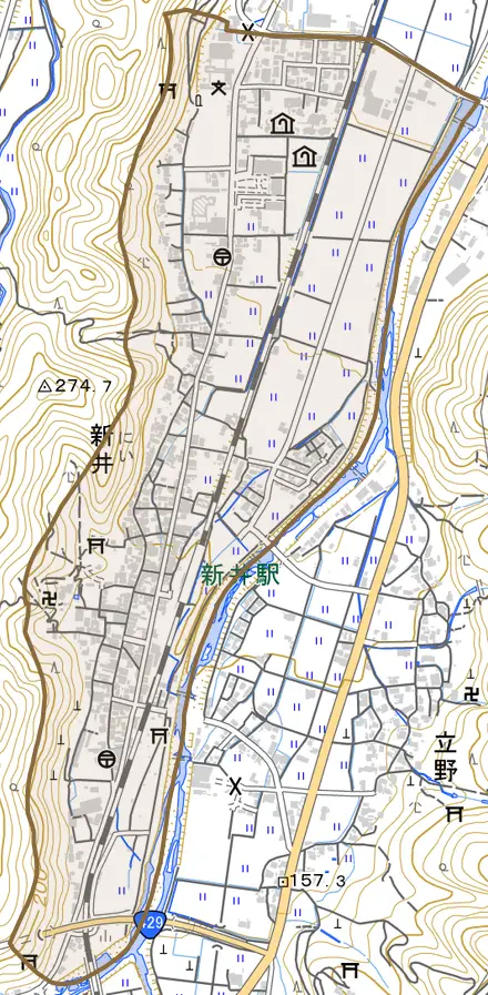 新井とその周辺の地図。町の範囲を重ねている