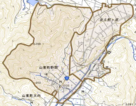 山東町野間とその周辺の地図。町の範囲を重ねている