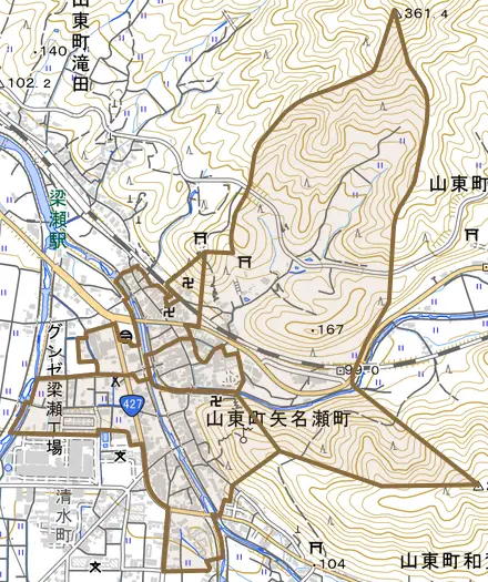 山東町矢名瀬町とその周辺の地図。町の範囲を重ねている