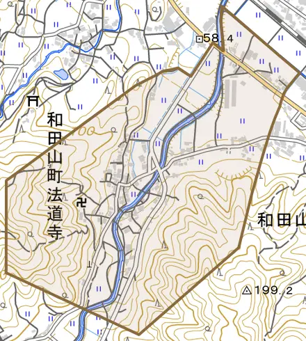 和田山町法道寺とその周辺の地図。町の範囲を重ねている