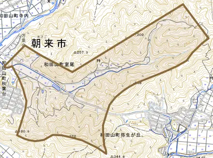 和田山町室尾とその周辺の地図。町の範囲を重ねている