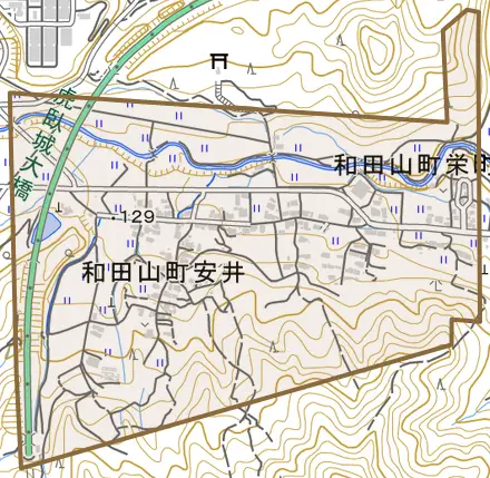 和田山町安井とその周辺の地図。町の範囲を重ねている