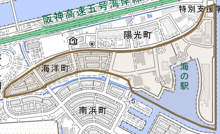 海洋町とその周辺の地図。町の範囲を重ねている