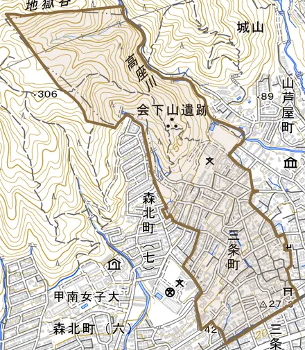 三条町とその周辺の地図。町の範囲を重ねている