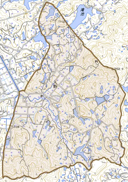 入野とその周辺の地図。町の範囲を重ねている