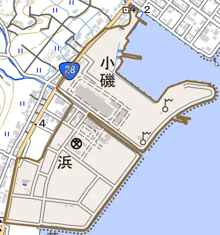 小磯とその周辺の地図。町の範囲を重ねている
