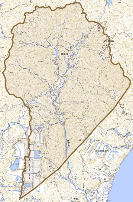 興隆寺とその周辺の地図。町の範囲を重ねている