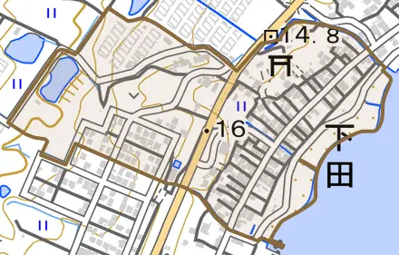 下田とその周辺の地図。町の範囲を重ねている