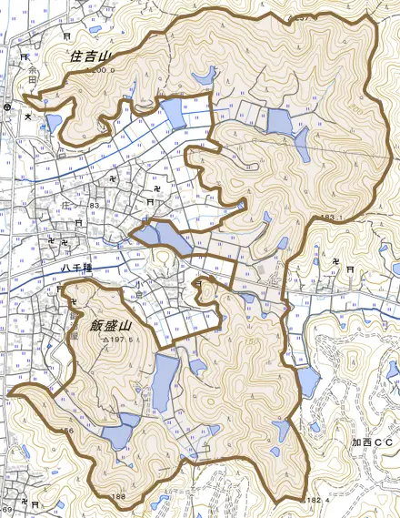 八千種とその周辺の地図。町の範囲を重ねている