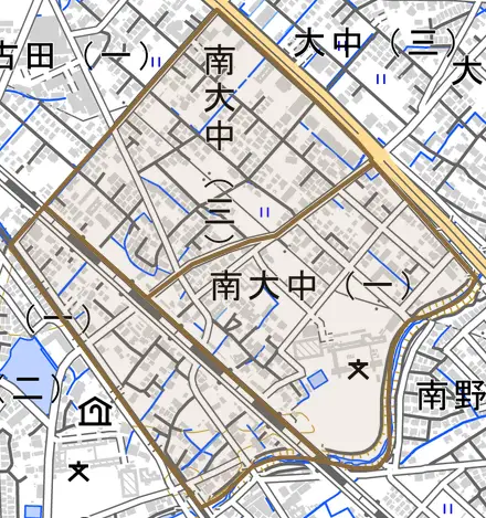 南大中とその周辺の地図。町の範囲を重ねている
