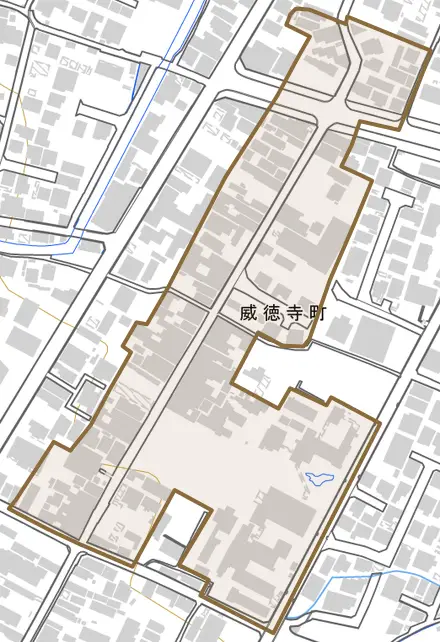 威徳寺町とその周辺の地図。町の範囲を重ねている