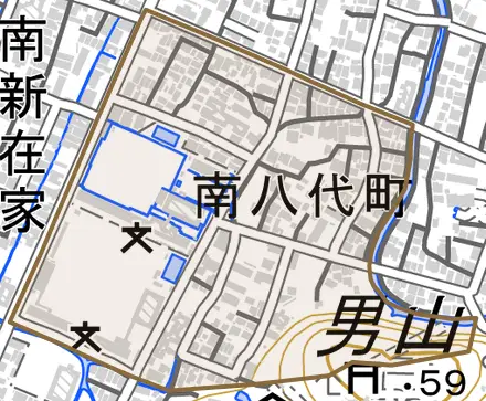 南八代町とその周辺の地図。町の範囲を重ねている