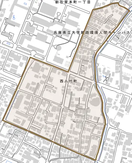 西八代町とその周辺の地図。町の範囲を重ねている