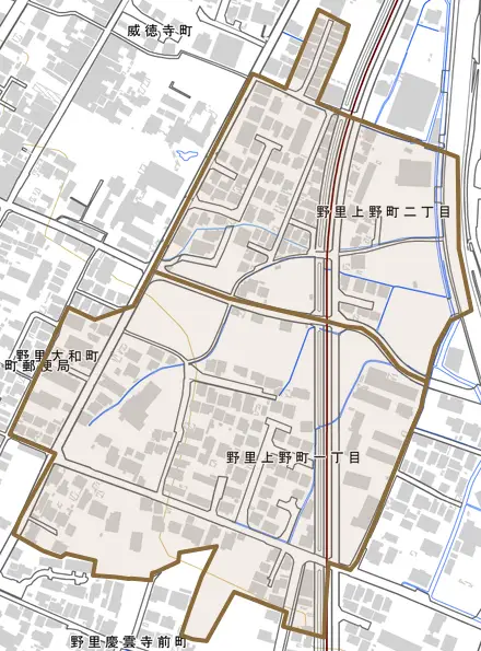 野里上野町とその周辺の地図。町の範囲を重ねている