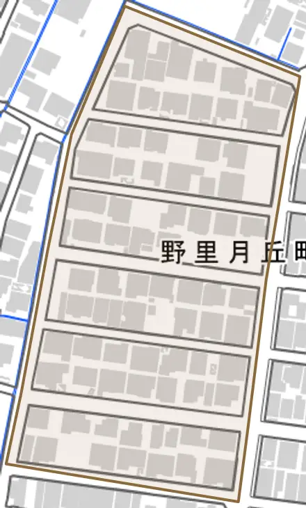 野里月丘町とその周辺の地図。町の範囲を重ねている