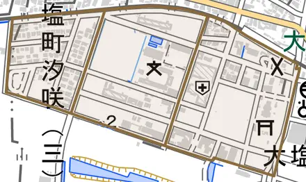 大塩町汐咲とその周辺の地図。町の範囲を重ねている