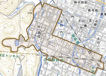 西庄とその周辺の地図。町の範囲を重ねている