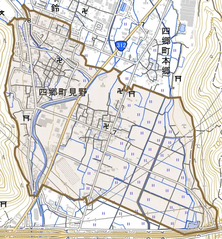 四郷町見野とその周辺の地図。町の範囲を重ねている