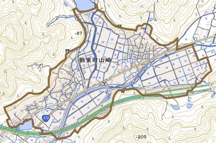 飾東町山崎とその周辺の地図。町の範囲を重ねている