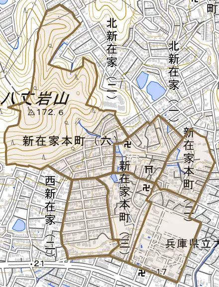新在家本町とその周辺の地図。町の範囲を重ねている