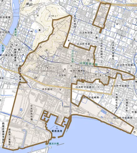 白浜町とその周辺の地図。町の範囲を重ねている