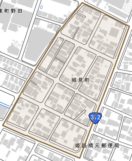 城見町とその周辺の地図。町の範囲を重ねている