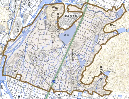 豊富町豊富とその周辺の地図。町の範囲を重ねている