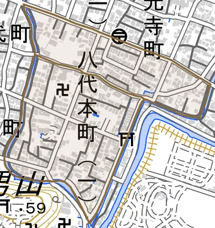 八代本町とその周辺の地図。町の範囲を重ねている