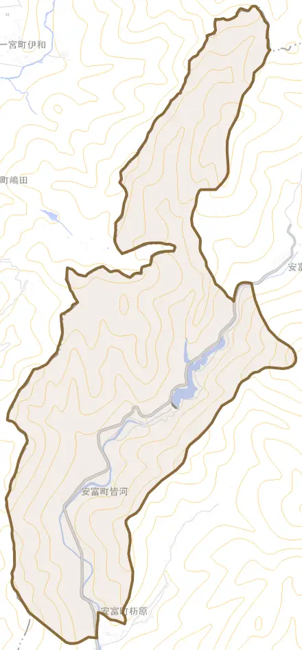 安富町皆河とその周辺の地図。町の範囲を重ねている