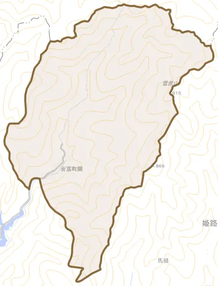安富町関とその周辺の地図。町の範囲を重ねている