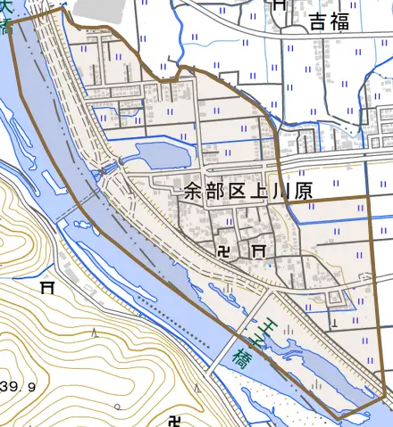 余部区上川原とその周辺の地図。町の範囲を重ねている