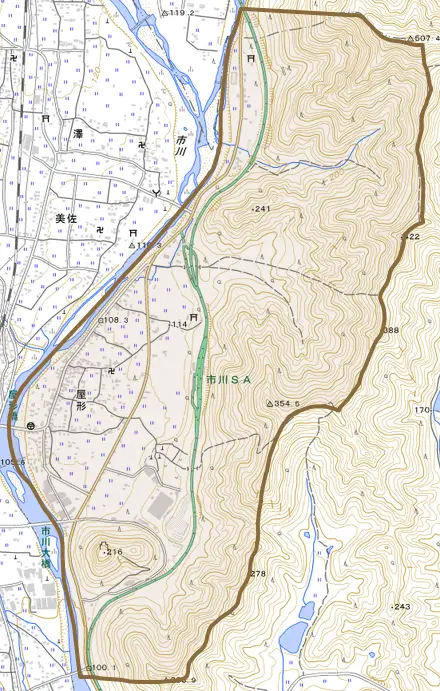 屋形とその周辺の地図。町の範囲を重ねている
