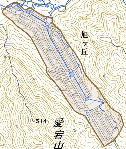 旭ヶ丘とその周辺の地図。町の範囲を重ねている