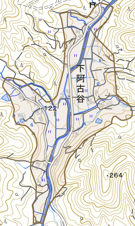 下阿古谷とその周辺の地図。町の範囲を重ねている
