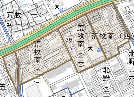 荒牧南とその周辺の地図。町の範囲を重ねている