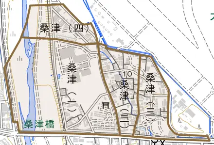 桑津とその周辺の地図。町の範囲を重ねている
