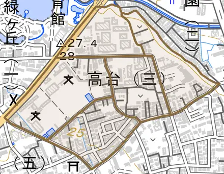 高台とその周辺の地図。町の範囲を重ねている