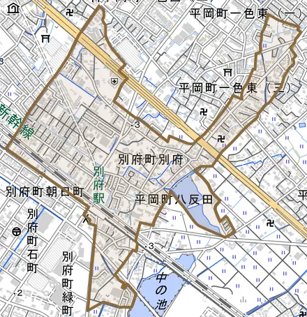 別府町別府とその周辺の地図。町の範囲を重ねている