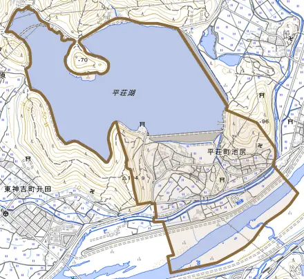 平荘町池尻とその周辺の地図。町の範囲を重ねている