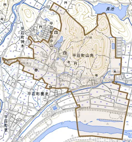 平荘町山角とその周辺の地図。町の範囲を重ねている